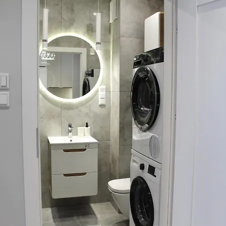 Luxapartmentwarszawa Z Bezplatnym Podziemnym Parkingem * Varşova