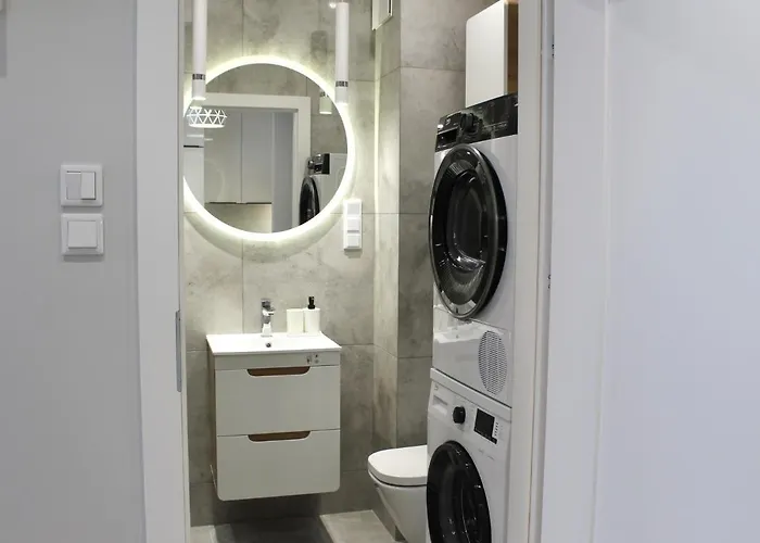 Luxapartmentwarszawa Z Bezplatnym Podziemnym Parkingem * Varsóvia