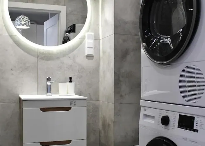 Luxapartmentwarszawa Z Bezplatnym Podziemnym Parkingem Apartamento Varsóvia