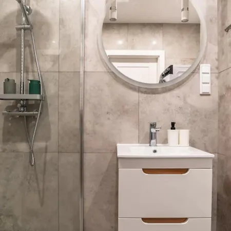 Luxapartmentwarszawa Z Bezplatnym Podziemnym Parkingem