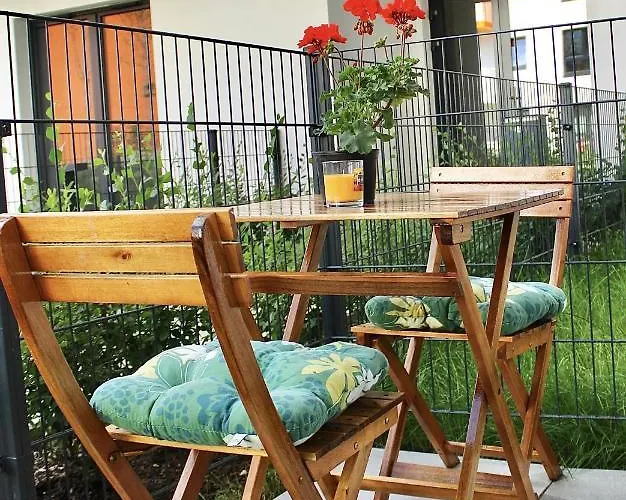 Luxapartmentwarszawa Z Bezplatnym Podziemnym Parkingem Lägenhet Warszawa