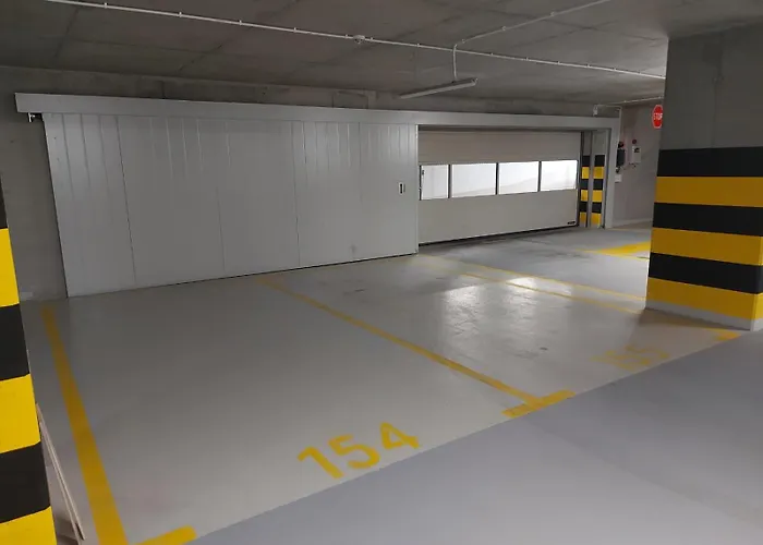 Luxapartmentwarszawa Z Bezplatnym Podziemnym Parkingem Lägenhet *